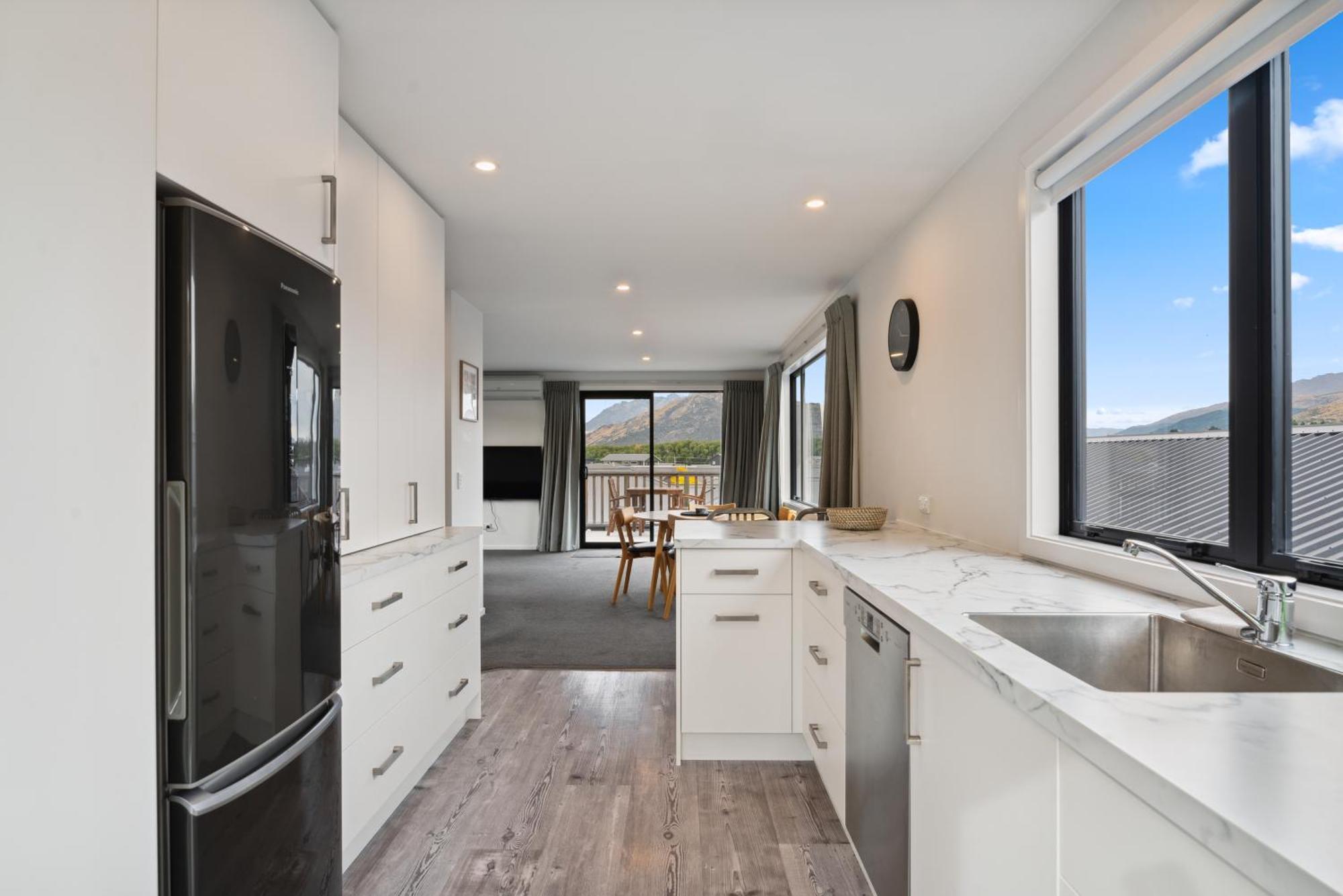 Modern Apartment With Coronet & Remarkables Views Κουίνσταουν Εξωτερικό φωτογραφία
